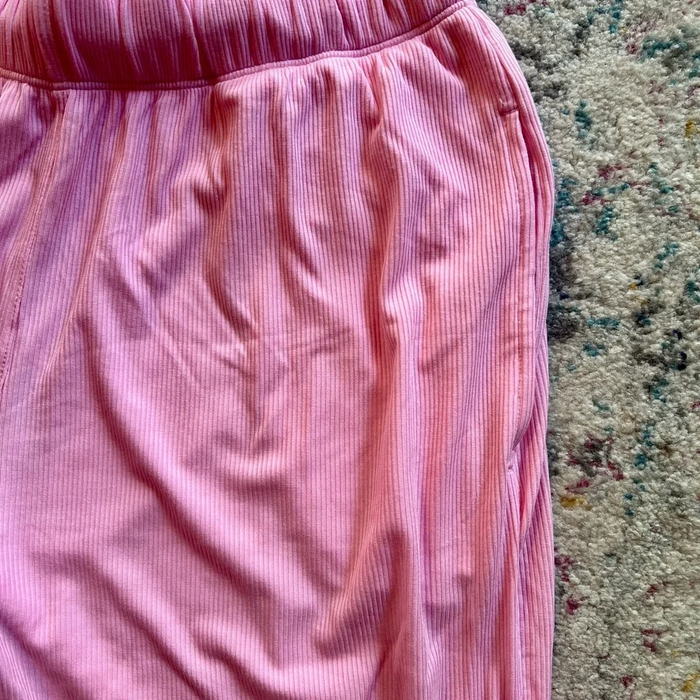 🌸🩷🌸SKIMS BUBBLEGUM Soft Lounge Ribbed Pants🌸🩷🌸 - Picture 5 of 11